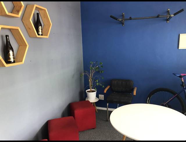 95M² OFFICE FOR SALE IN GARDENS